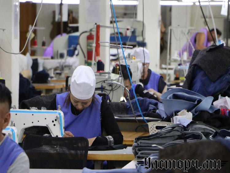 ЖДҮХС-ГИЙН ЗЭЭЛИЙН ХУГАЦААГ 7 ЖИЛ БОЛГОЖ СУНГАСНААР АЖ АХУЙН НЭГЖҮҮД МӨНГӨН УРСГАЛАА ХЭМНЭЖ, АЖЛЫН БАЙР НЭМЭГДЭНЭ